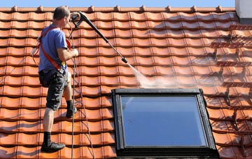 roof cleaning Gainsford End, Essex